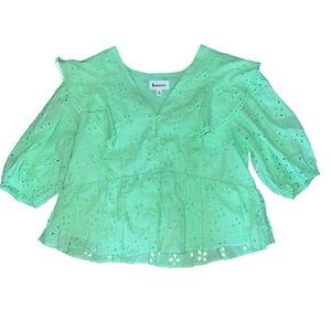 &MERCI Green eyelet top size medium